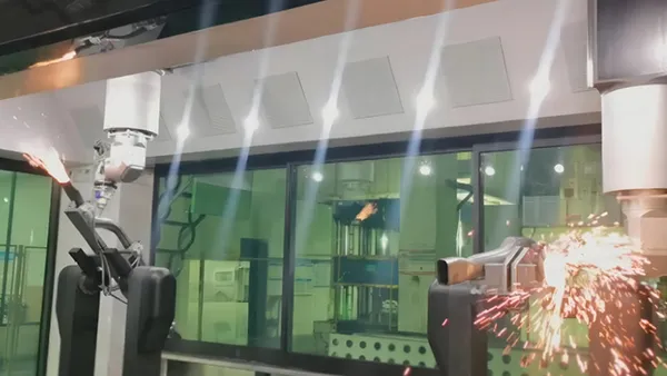 Controle de acompanhamento de caminho duplo de alta velocidade